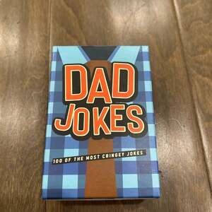 Gift‎ Republic Dad Jokes: 100 Of The Most Cringey Jokes Card Set